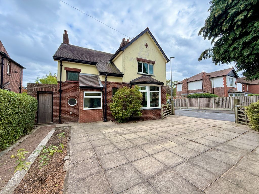 Property photo 1 of 31 External