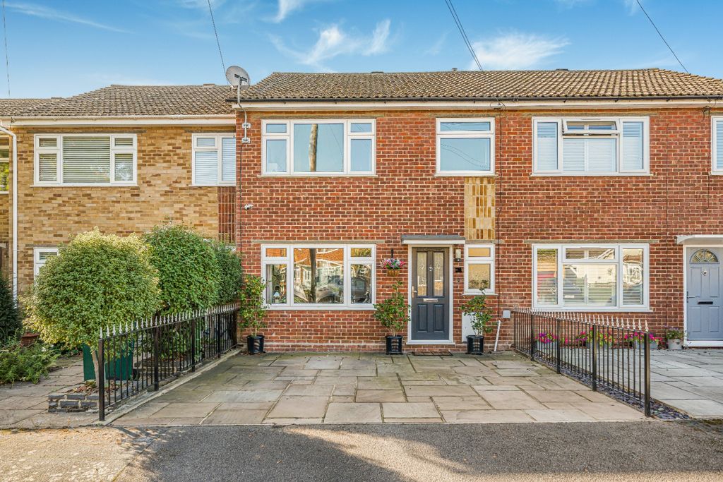 Property photo 1 of 12 5557580