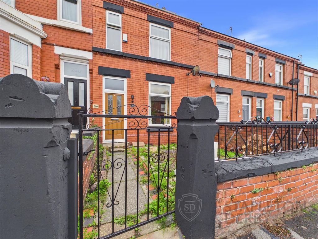 Property photo 1 of 11 Cam04645G0-Pr0120-Still011.Jpg