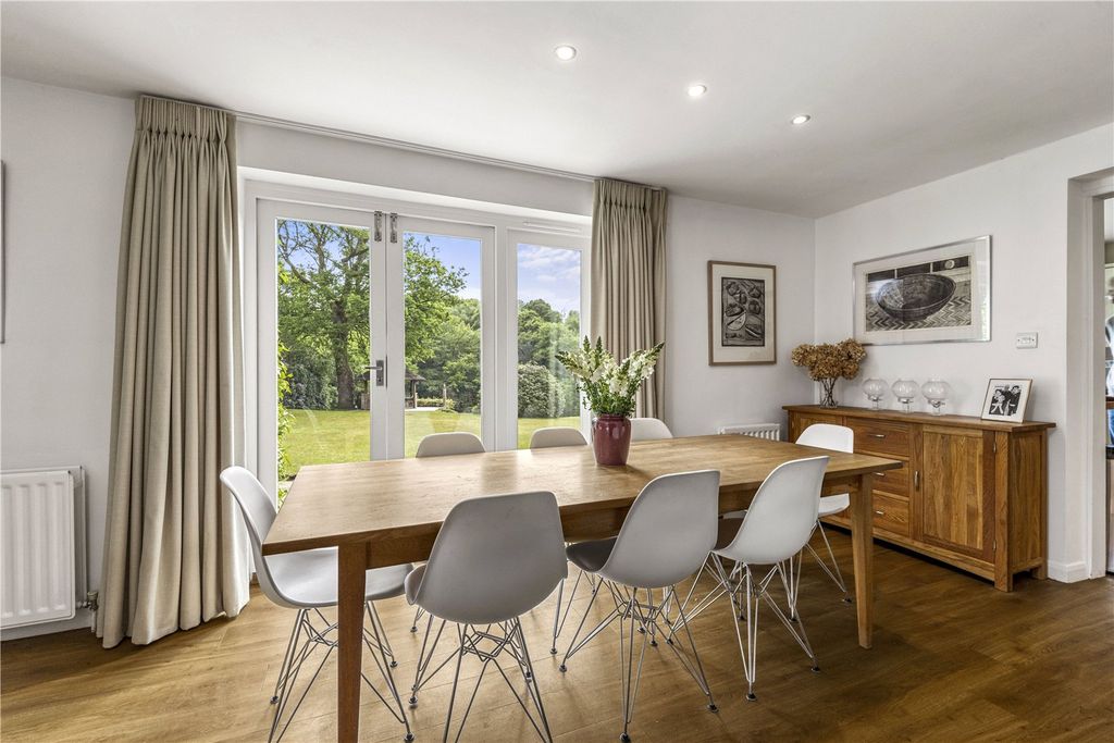 Property photo 2 of 38 Living / Dining Room
