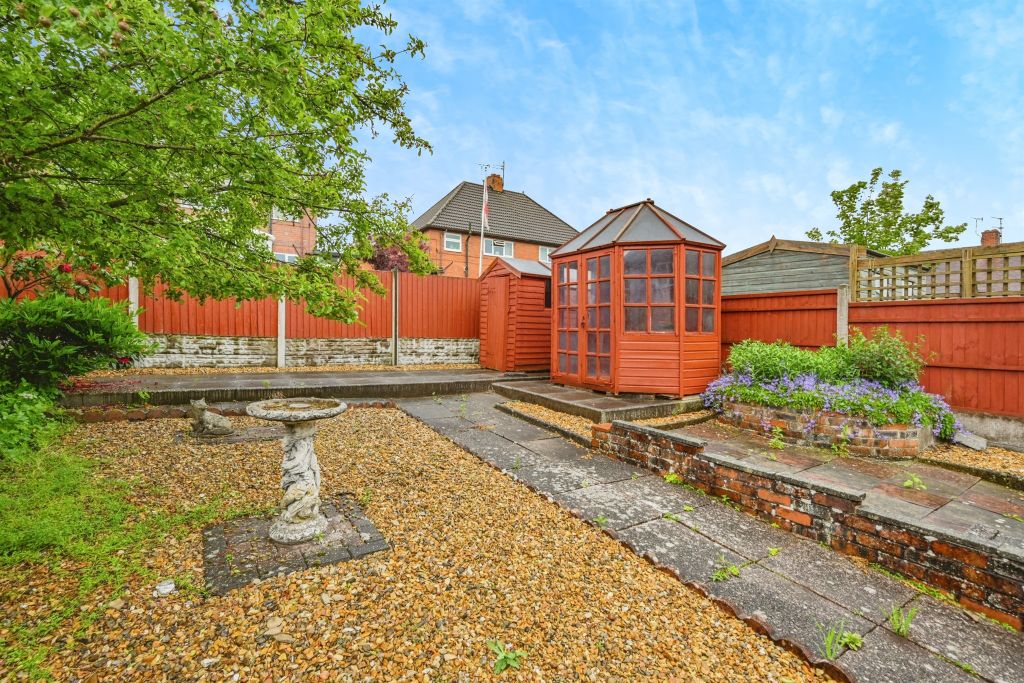 Property photo 2 of 18