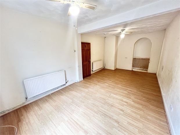 Property photo 1 of 6 Main Image