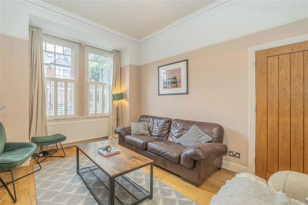 Property photo 3 of 10