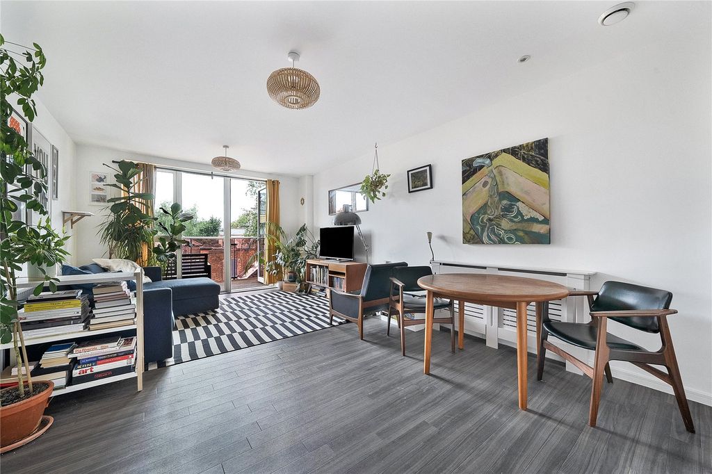 Property photo 1 of 14 Picture No. 04