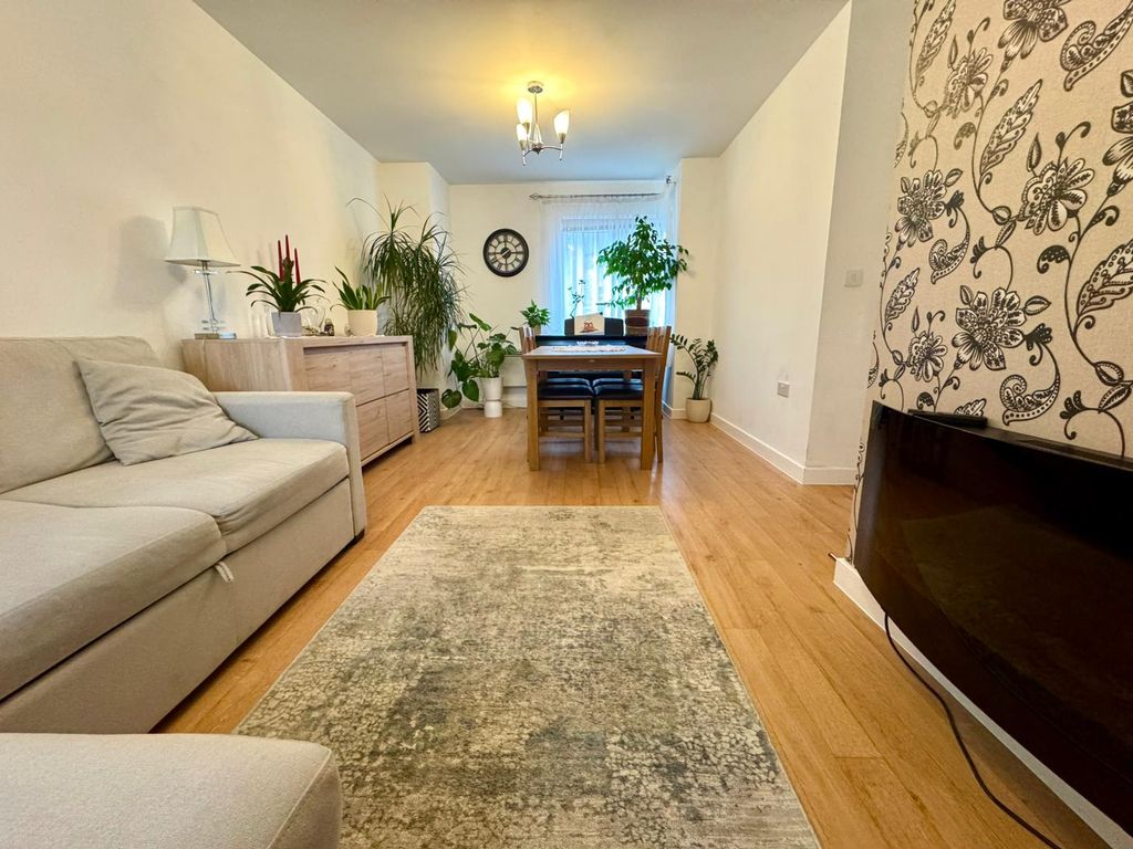 Property photo 2 of 15 Living Room