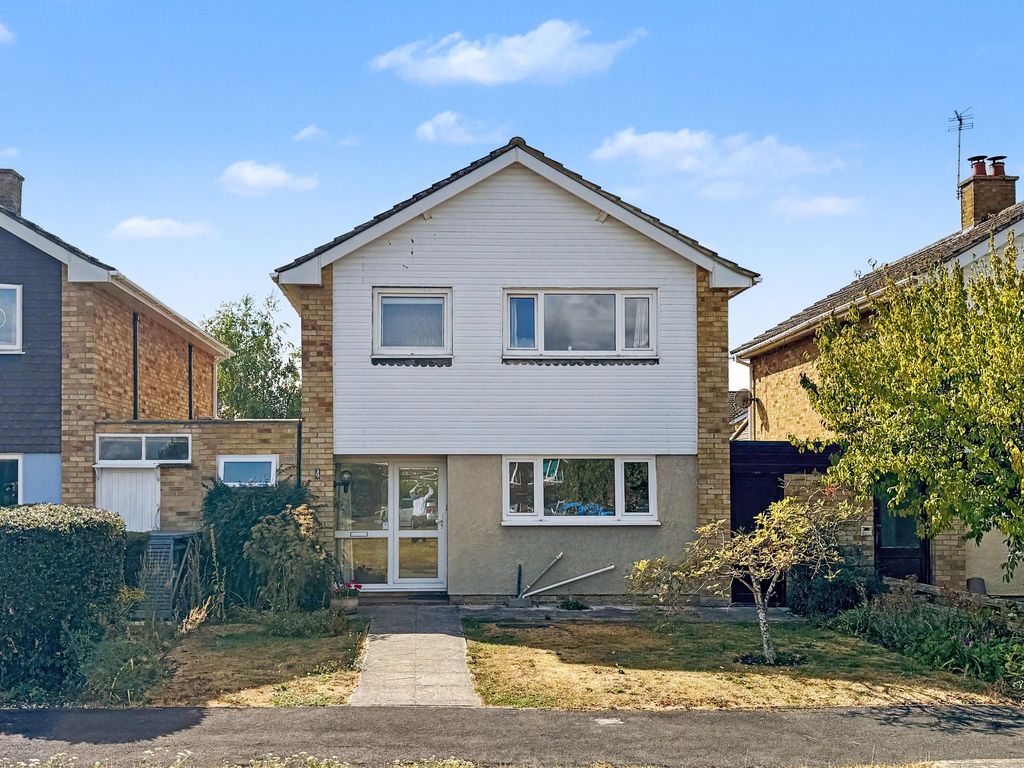 Property photo 1 of 12