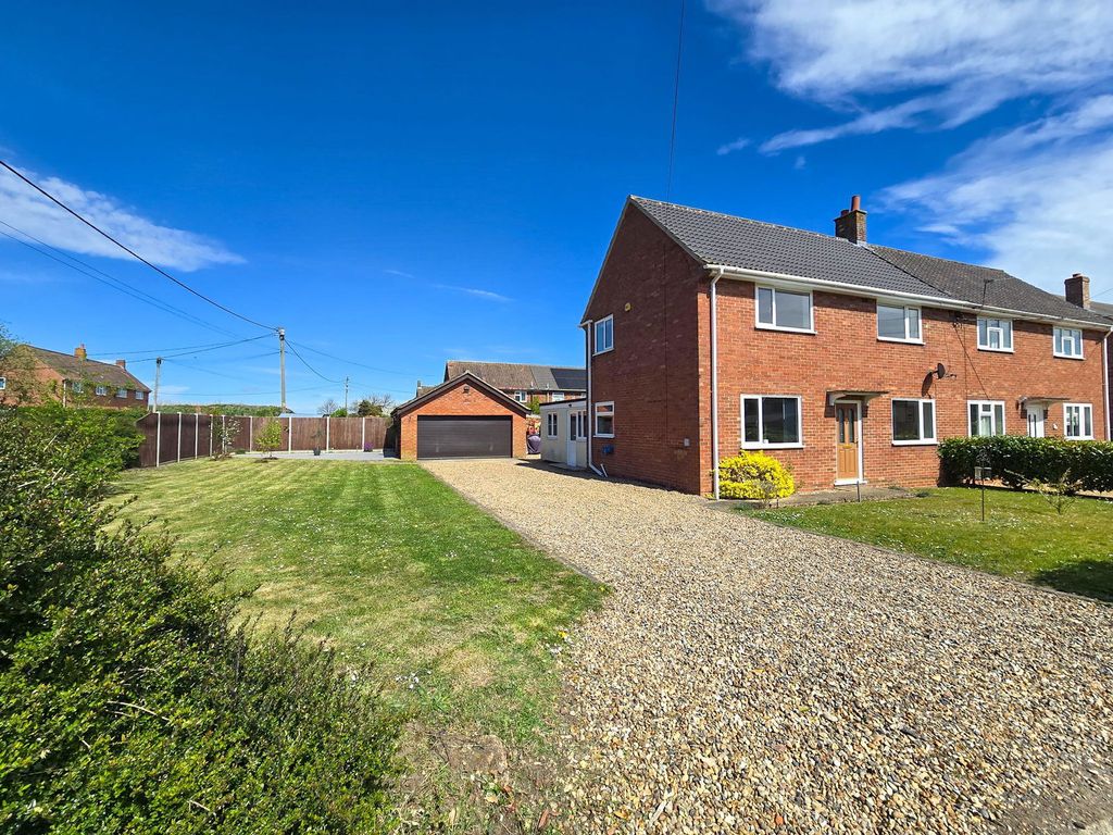 Property photo 1 of 34
