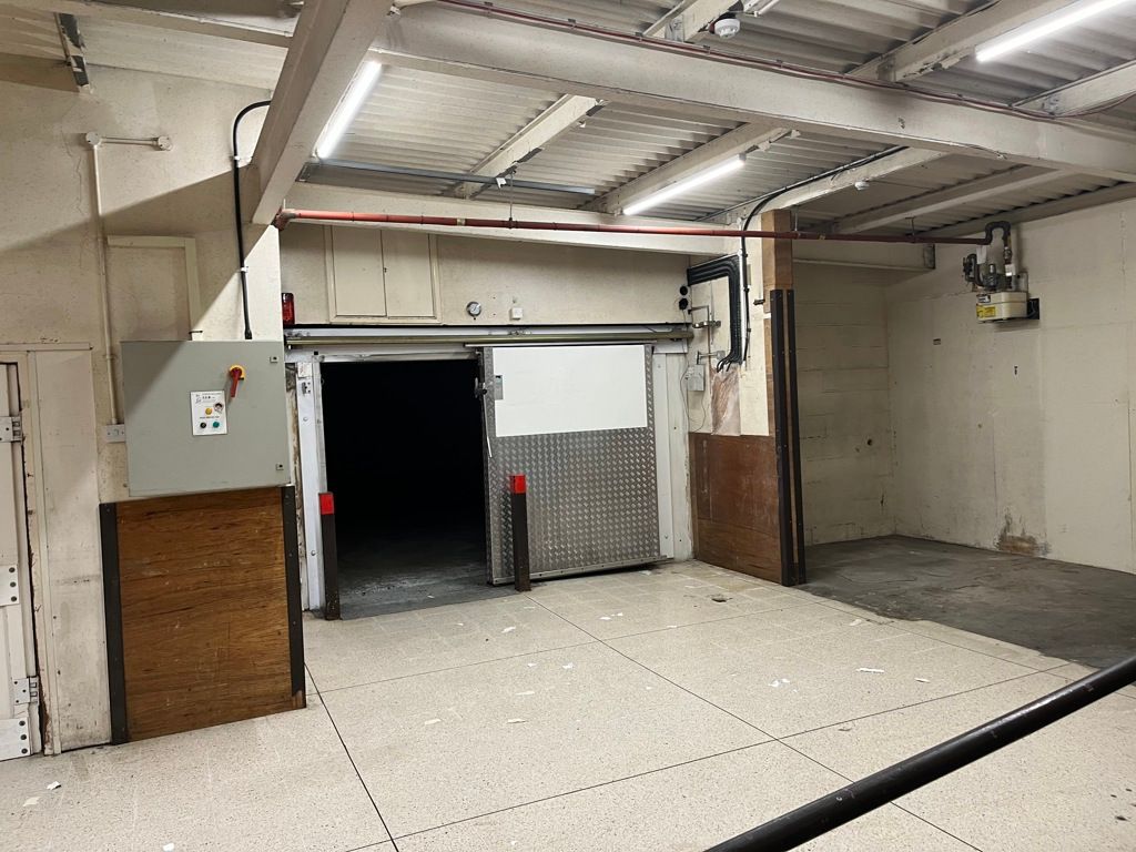 Property photo 3 of 7 Photo 4