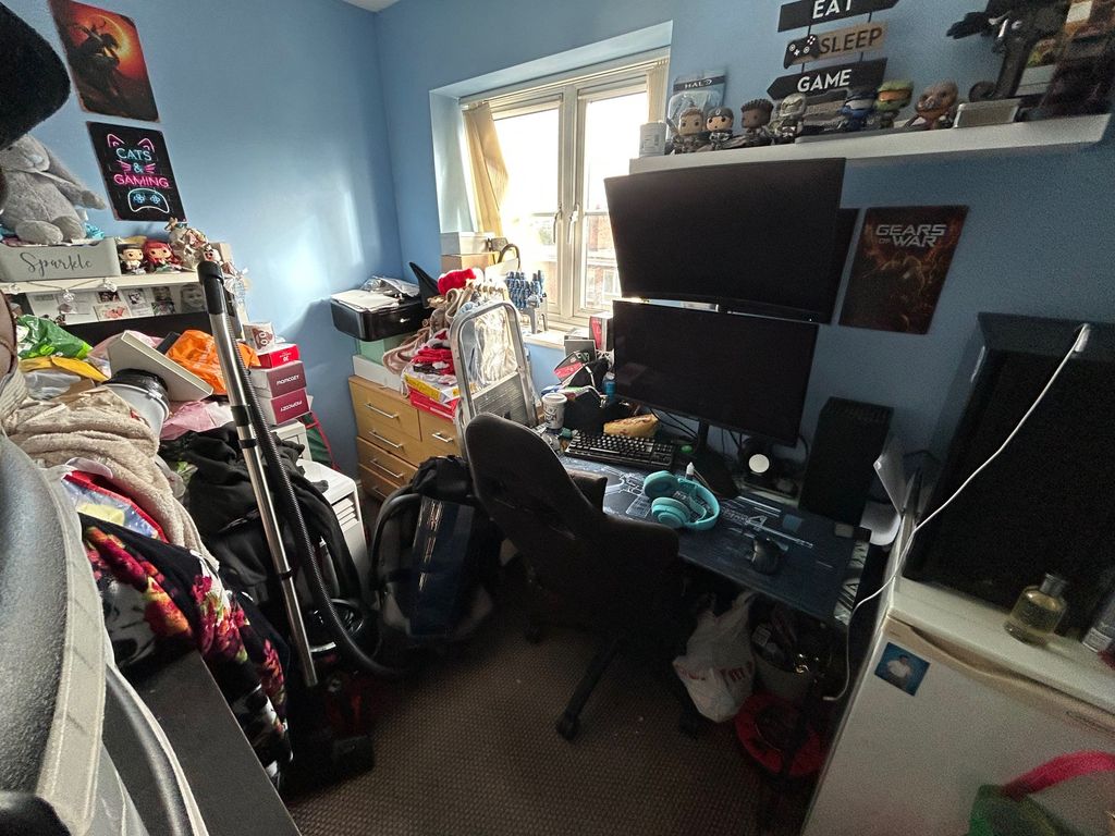 Property photo 3 of 6