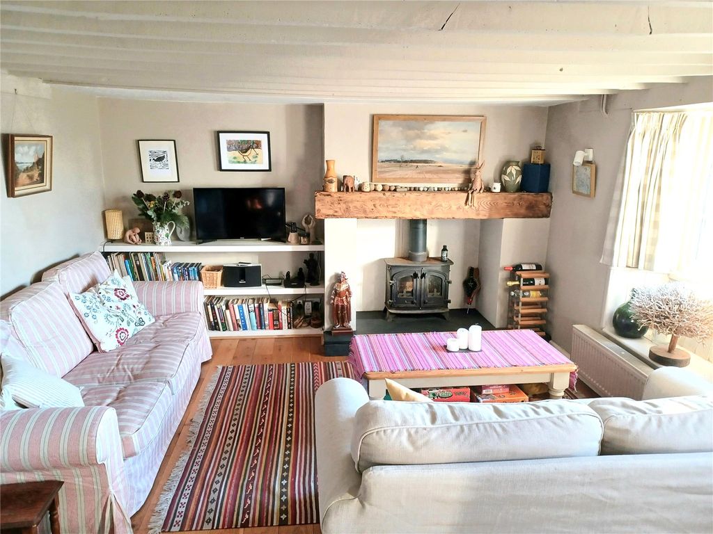 Property photo 3 of 13 Picture 3