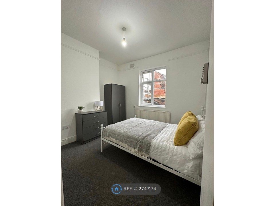 Property photo 1 of 4