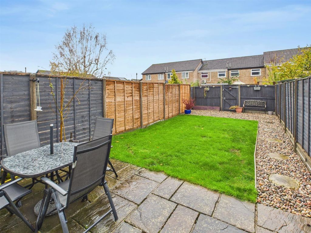 Property photo 3 of 23