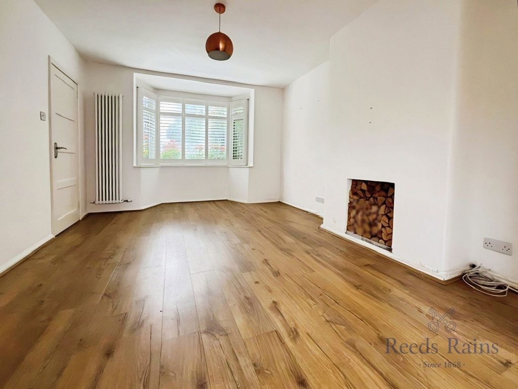 Property photo 3 of 17 Pbox-Img.Jpg