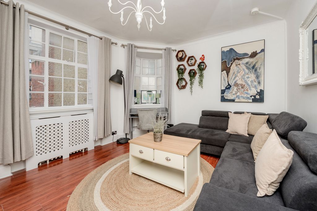 Property photo 1 of 15 58 Quebec Rd-4005.Jpg