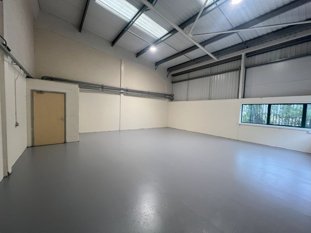 Property photo 2 of 3