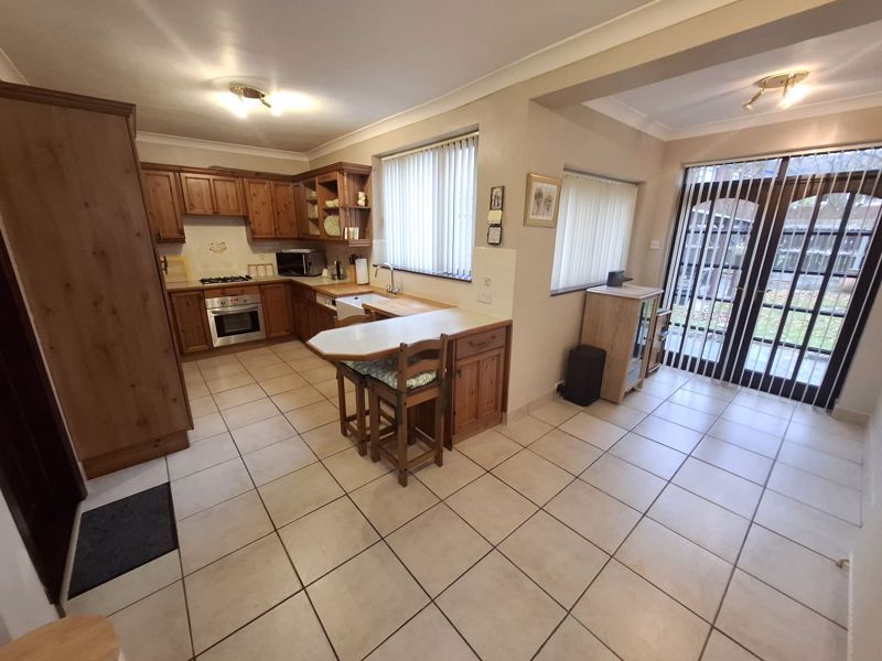 Property photo 3 of 13 Photo 5