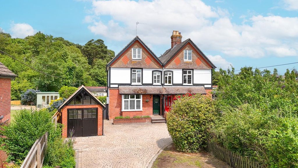 Property photo 1 of 13
