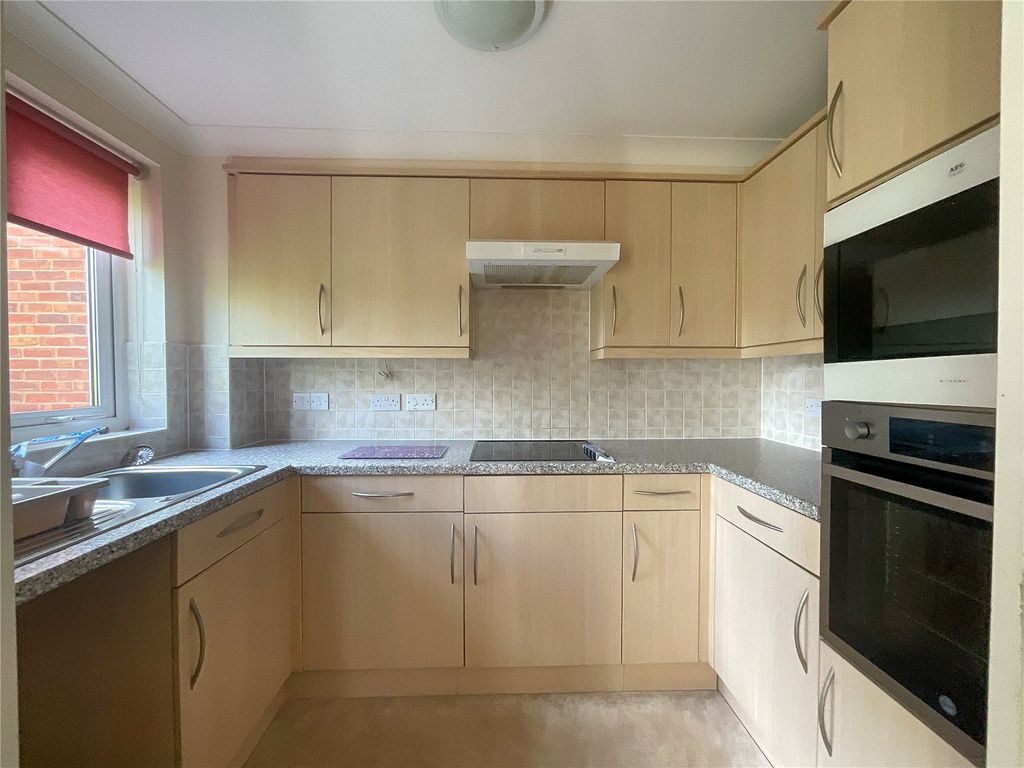 Property photo 2 of 8 Picture No. 03