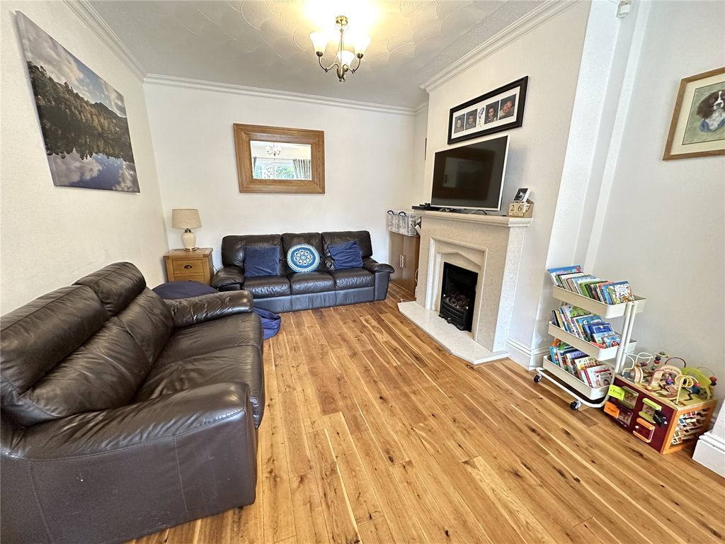 Property photo 2 of 21 Picture No. 02
