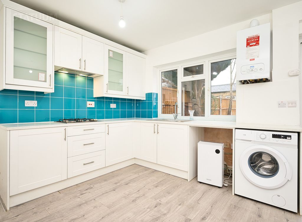 Property photo 2 of 24