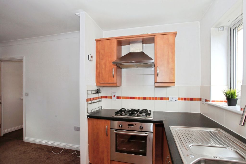 Property photo 2 of 11