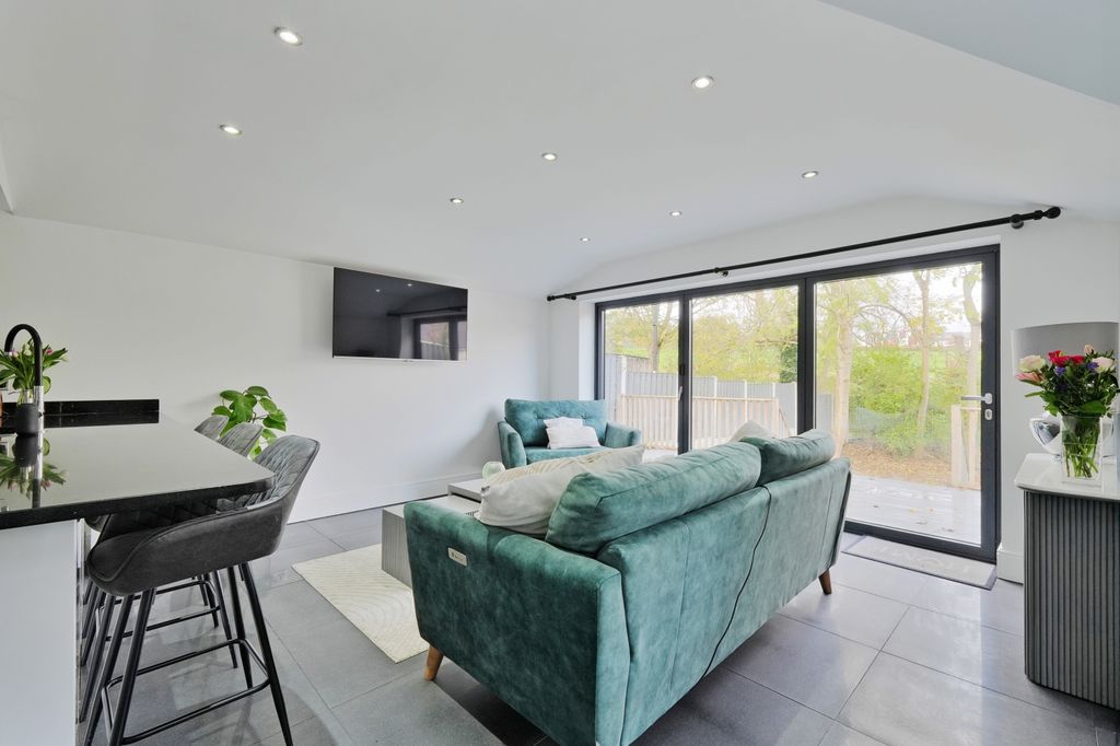 Property photo 3 of 34 Kitchen-Day Room