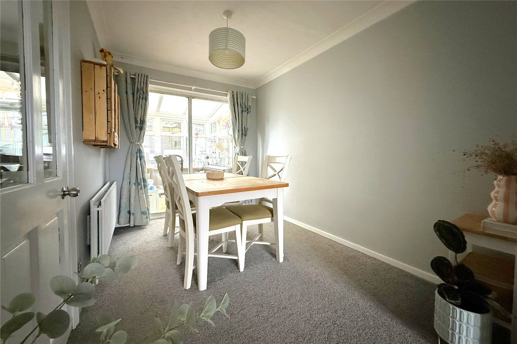 Property photo 3 of 17 Picture No. 35