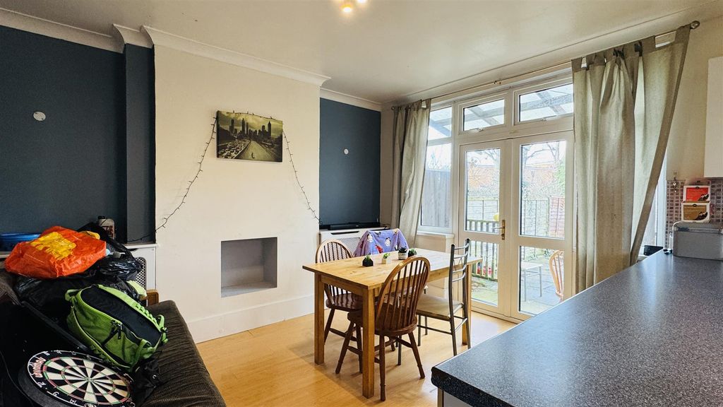 Property photo 2 of 16 Img_0244.Jpg