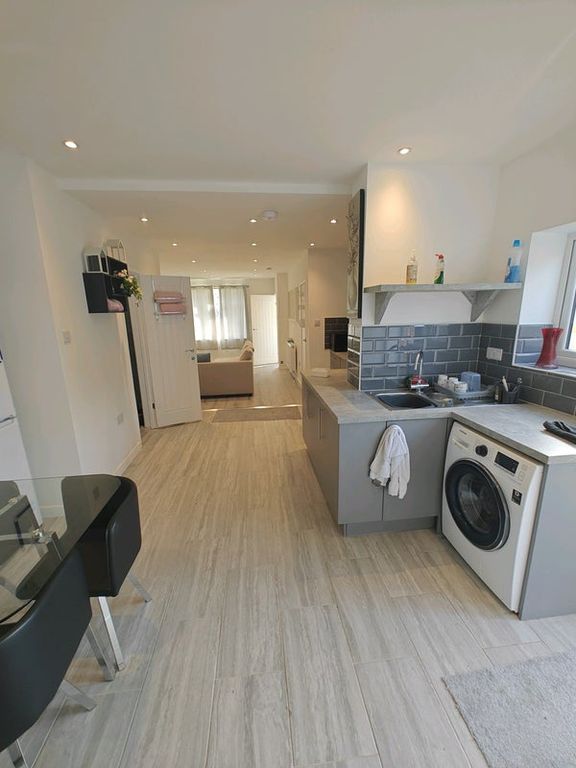 Property photo 3 of 9 89777044