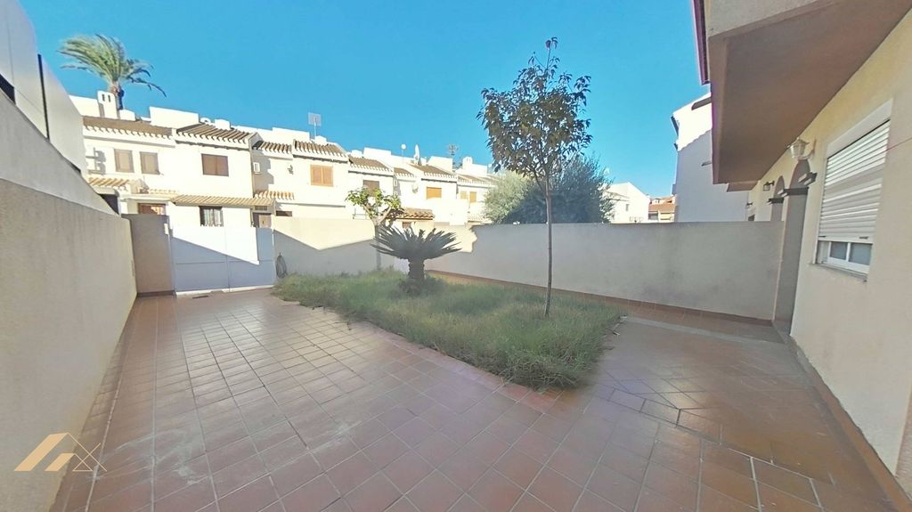 Property photo 1 of 39