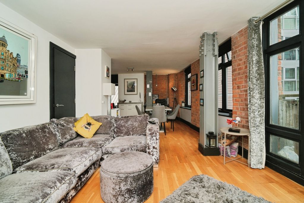 Property photo 1 of 25 Photo