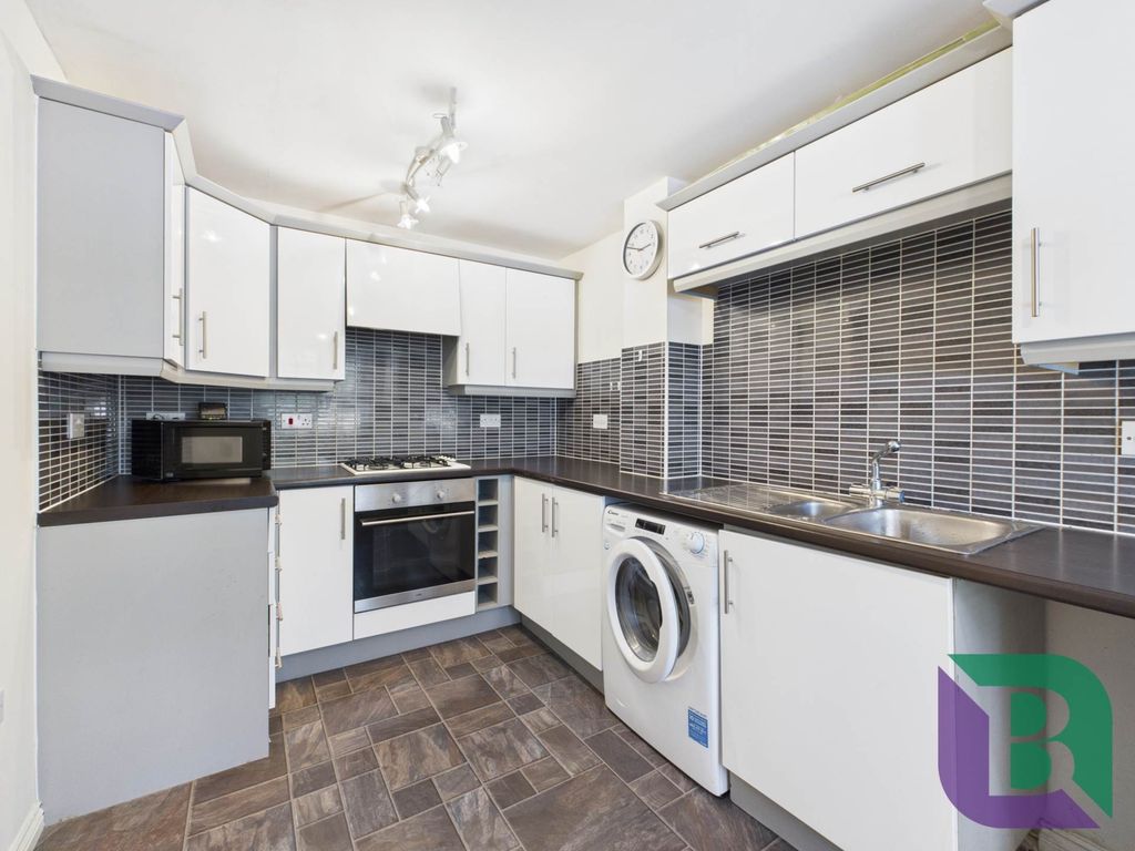 Property photo 3 of 13