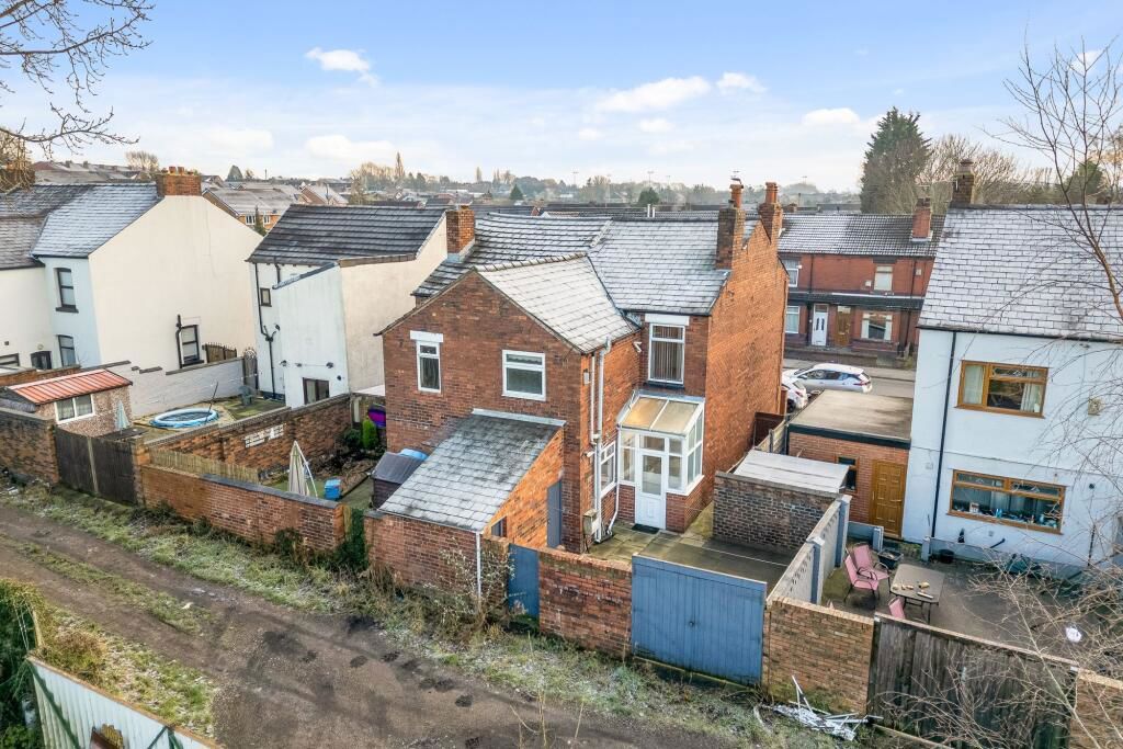 Property photo 3 of 31