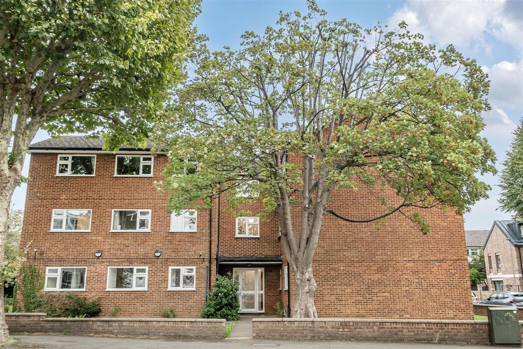 Property photo 1 of 10 1356471-12-68Cae97Fdc85F.Jpg
