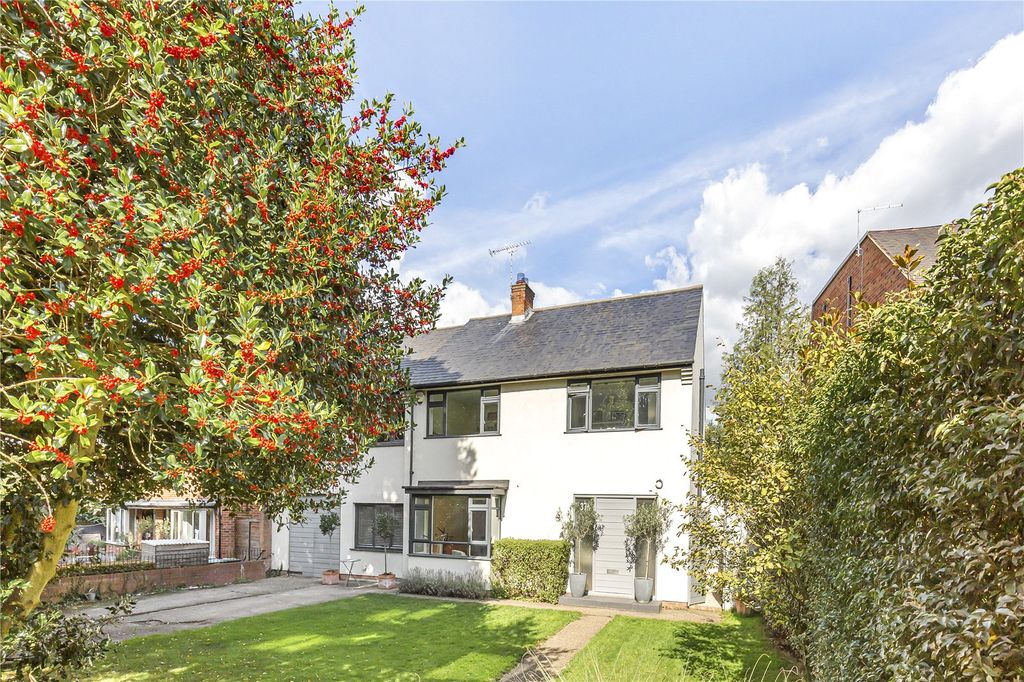 Property photo 1 of 14 External