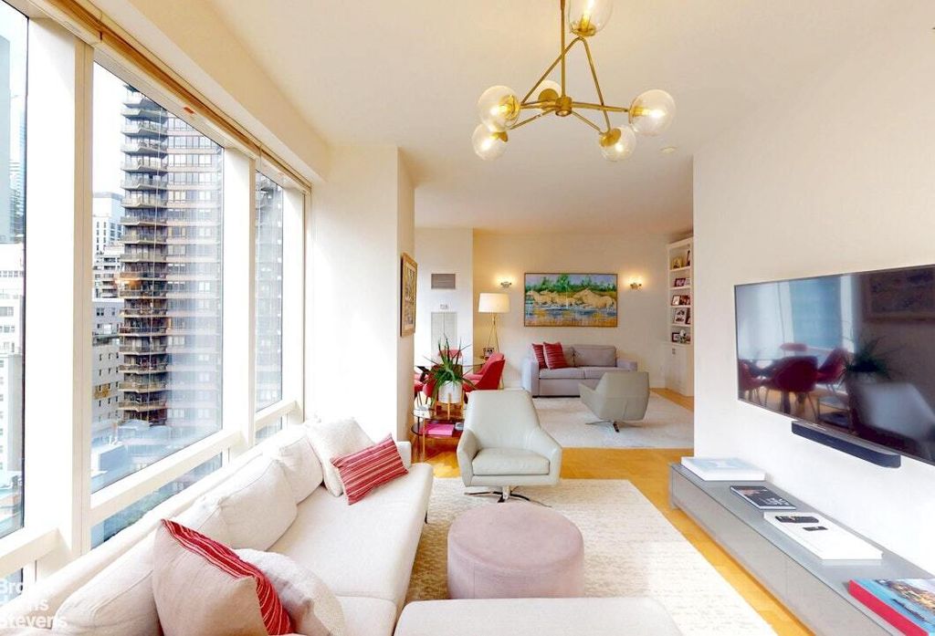 Property photo 3 of 8 <Alttext/>