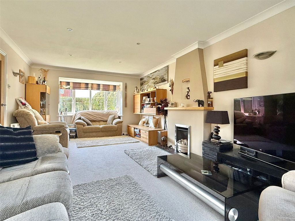 Property photo 3 of 27 Picture No. 38