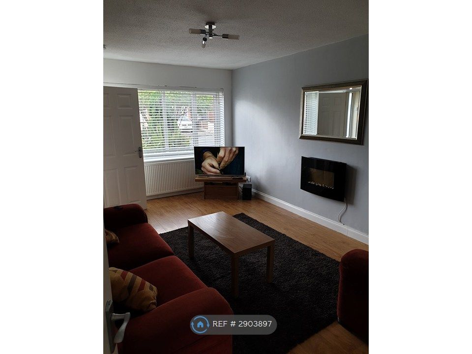 Property photo 3 of 10