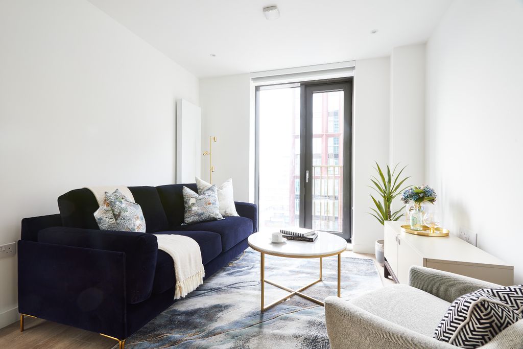 Property photo 3 of 6