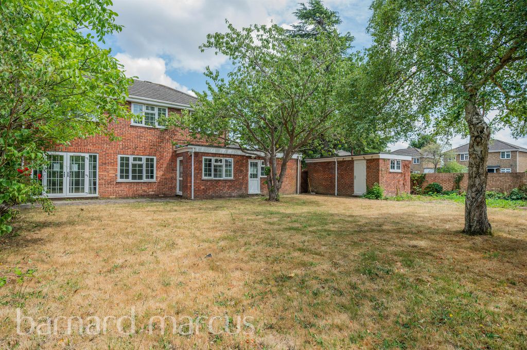 Property photo 2 of 12