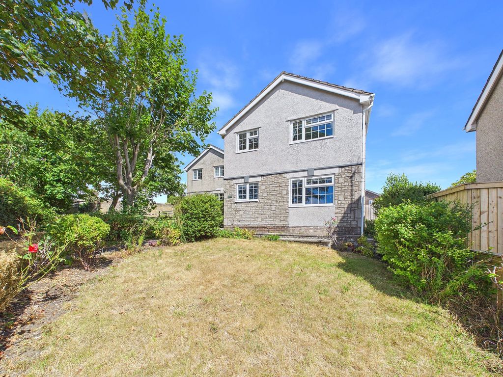 Property photo 1 of 31
