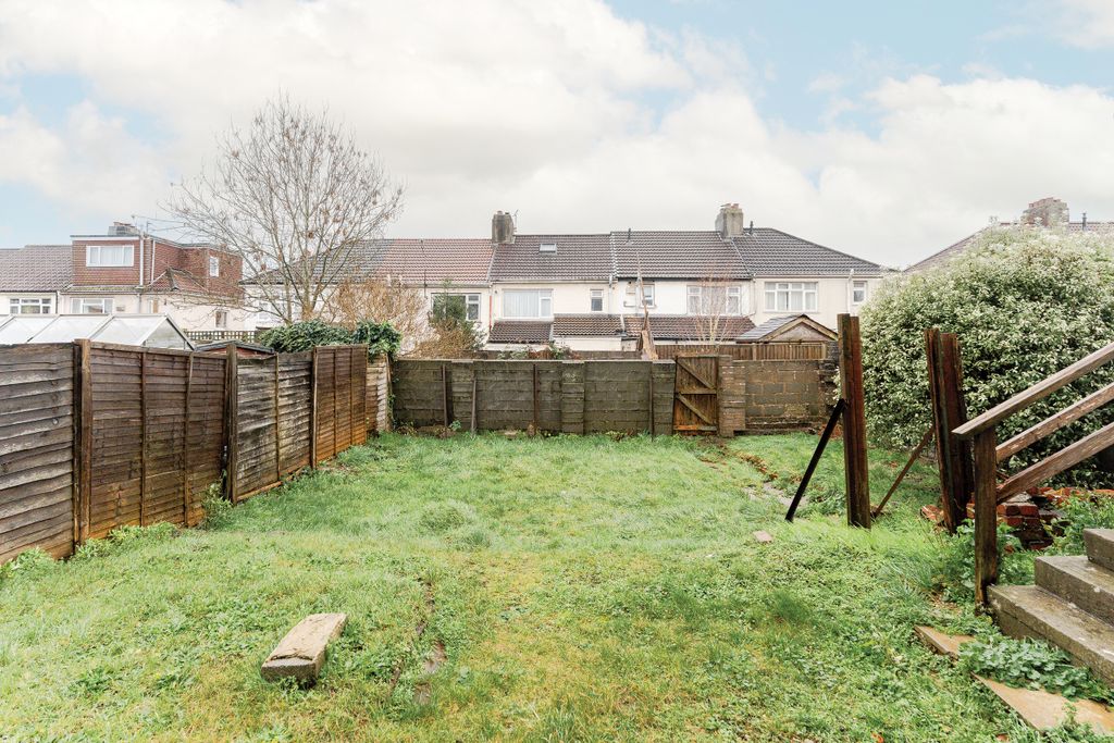 Property photo 2 of 22 Photo 22