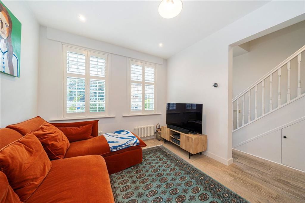 Property photo 2 of 7