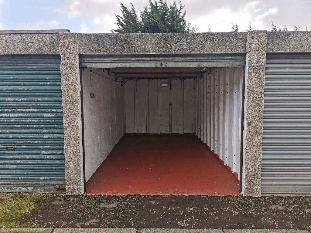 Property photo 2 of 7 Photo 2