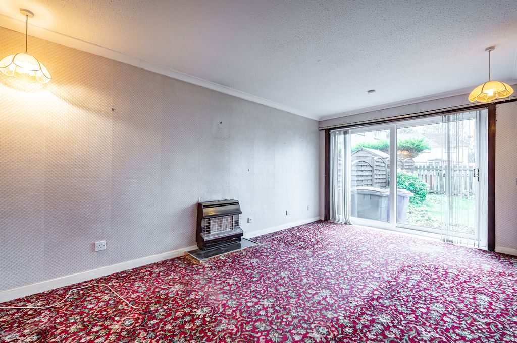 Property photo 2 of 23