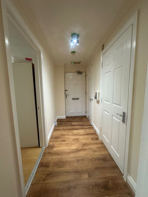 Property photo 3 of 5
