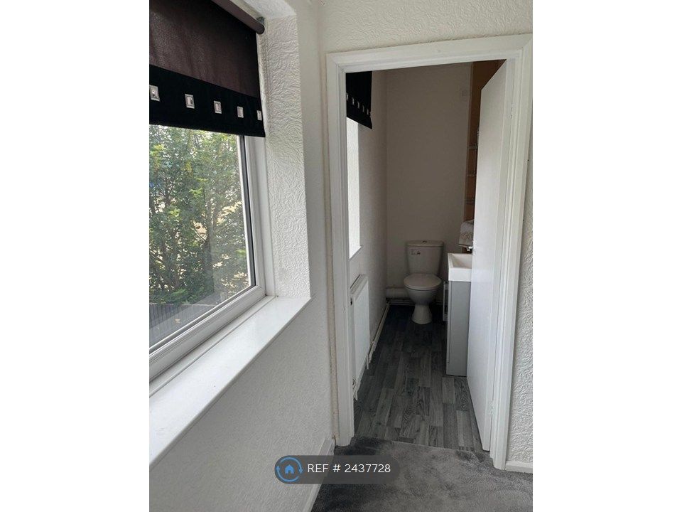 Property photo 3 of 30
