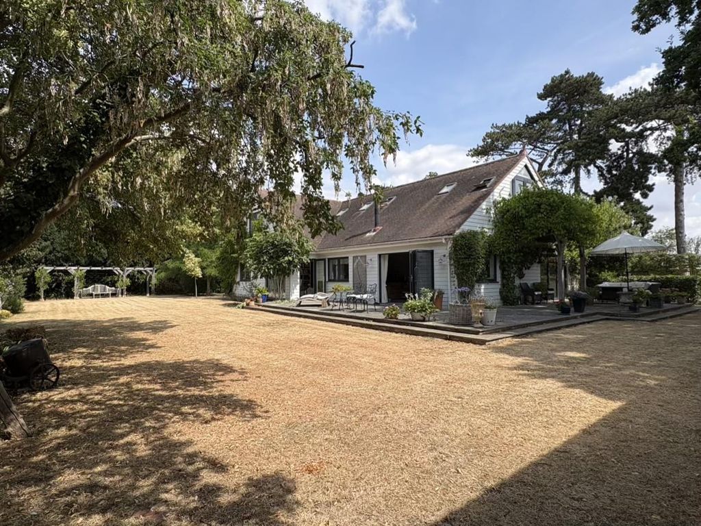 Property photo 2 of 63 Img_2841_Original-Compressed.Jpeg