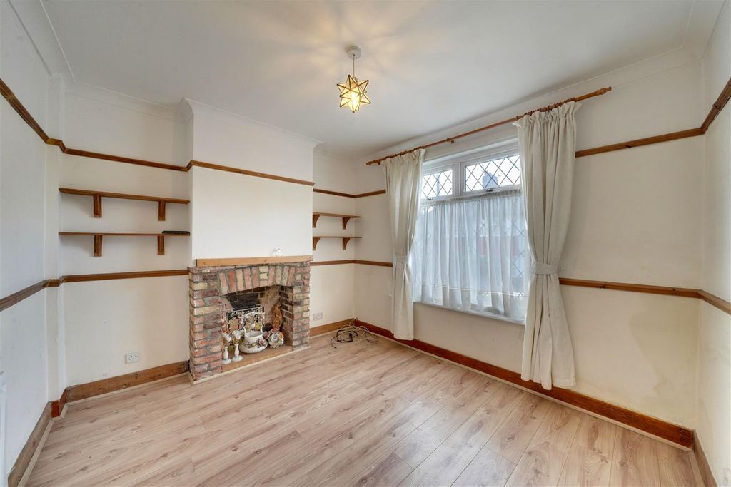 Property photo 2 of 11 Reception Room.Jpg