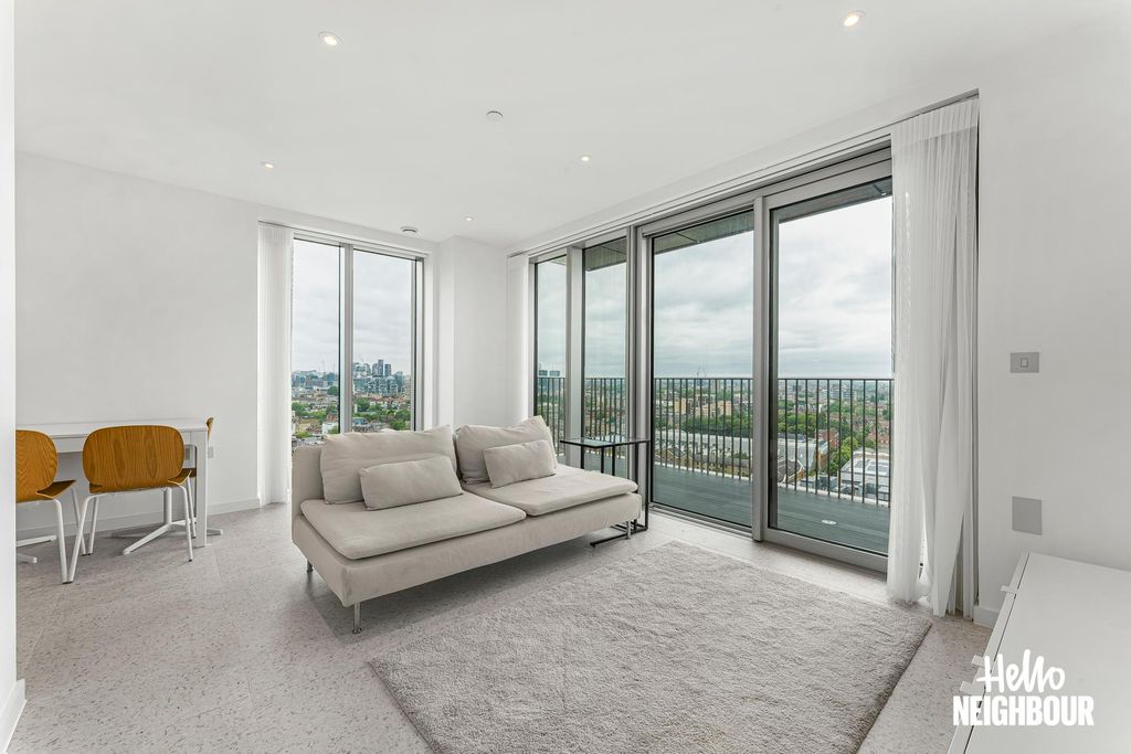 Property photo 1 of 18 Photo 0